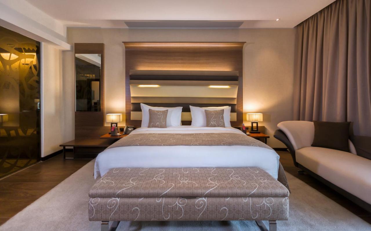 Moevenpick Du 5* Tunis